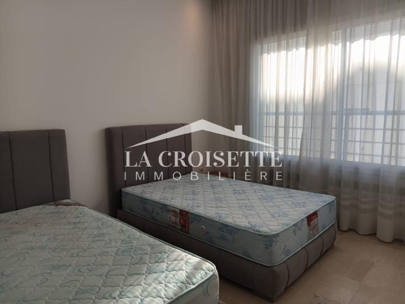 Appartement S+3 meublé vue lac aux Berges du Lac 2